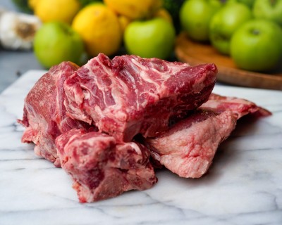 Свинина на кости охлаждённая 1 кг - купить в Ануфриевке